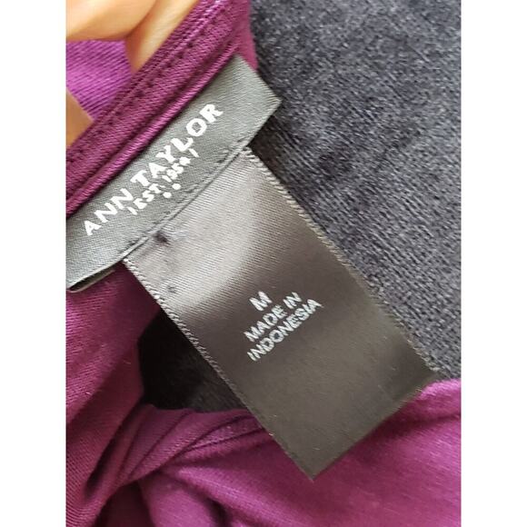 Ann Taylor Women Purple Floral Polyester Round Neck Sleeveless Top Blouse Medium - Picture 7 of 10